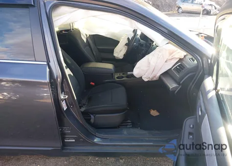 2019 Subaru Outback 2.5I Premium z USA, uszkodzony, nr VIN 4S4BSAFC9K3337127